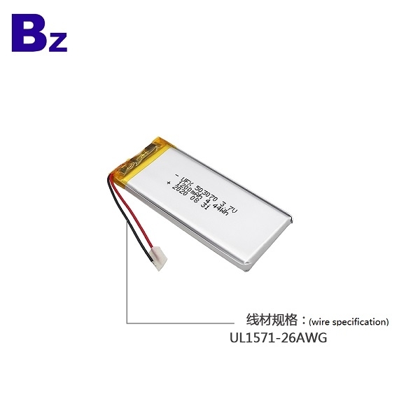 maximum voltage of a lithium ion battery